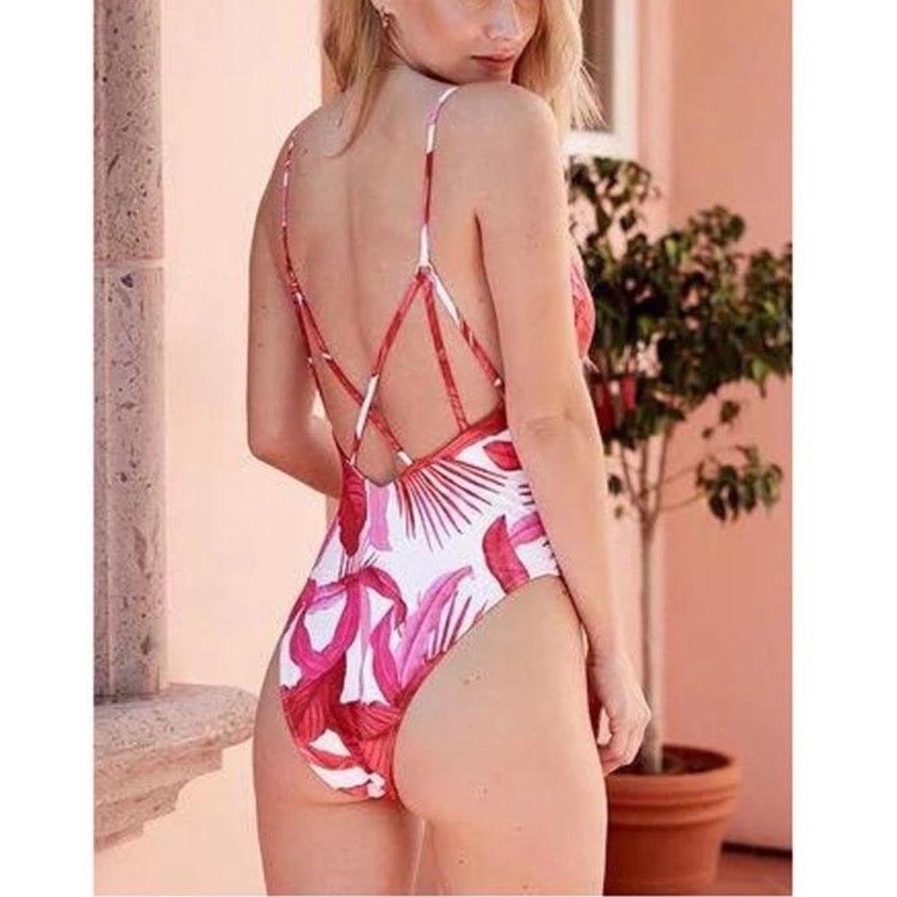 RED TROPICAL FLORAL PRINT ONE PIECE - Picture 2 of 7